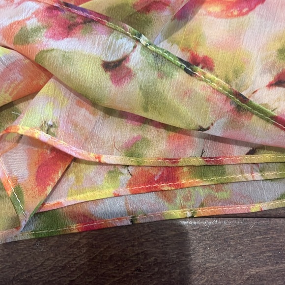 BNWT Misa blouse… sleeveless with ruffle shoulder size xs - Picture 6 of 7